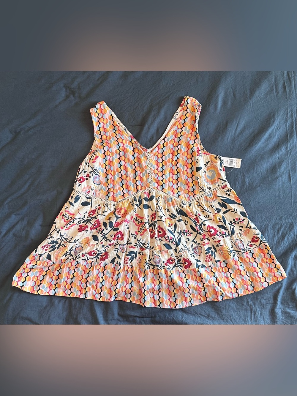 Angie Floral Multicolor Sleeveless V-Neck Women's Top - Size XL